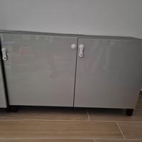 Mobile TV IKEA Besta