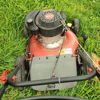 Tagliaerba motore a scoppio 