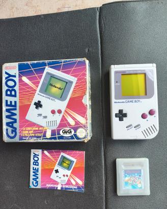 game boy classic+ Mario+box