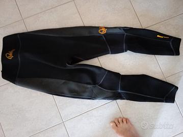 pantaloni , scarpe, guanti  sub