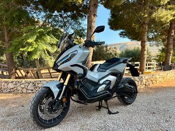 Honda X-Adv