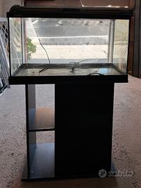Acquario Askoll Ambiente con mobiletto e filtro