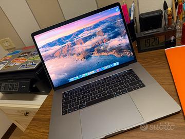 Macbook Pro 15” ricondizionato batteria nuova