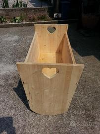 Culla per bambini o fioriera