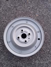 Cerchione ruota vespa 50 n/r/l da 10"