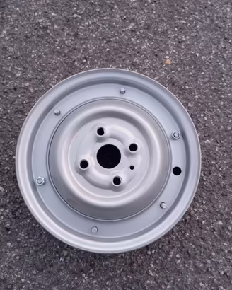Cerchione ruota vespa 50 n/r/l da 10"