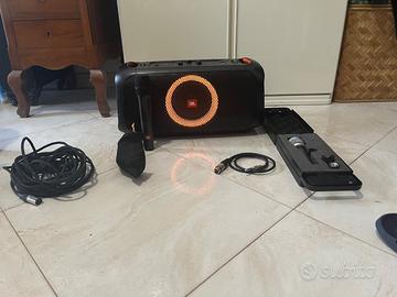 Bundle cassa jbl con 2 microfoni