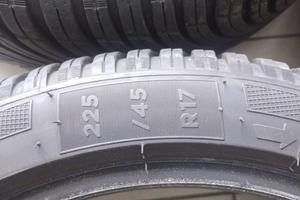 PNEUMATICI 225/45 R17 94Y 4 STAGIONI come NUOVE!! 