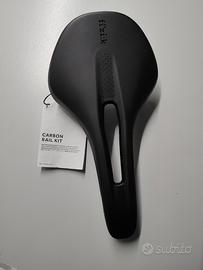 Sella Fizik Antares Vento R1 in carbonio 140