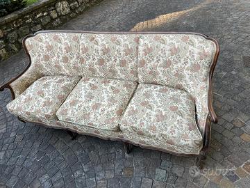 Divano vintage stile Luigi XV da restaurare