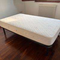 Rete con materasso piazza e mezza