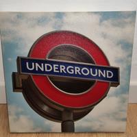 Quadro su tela UNDERGROUND insegna metropolitana
