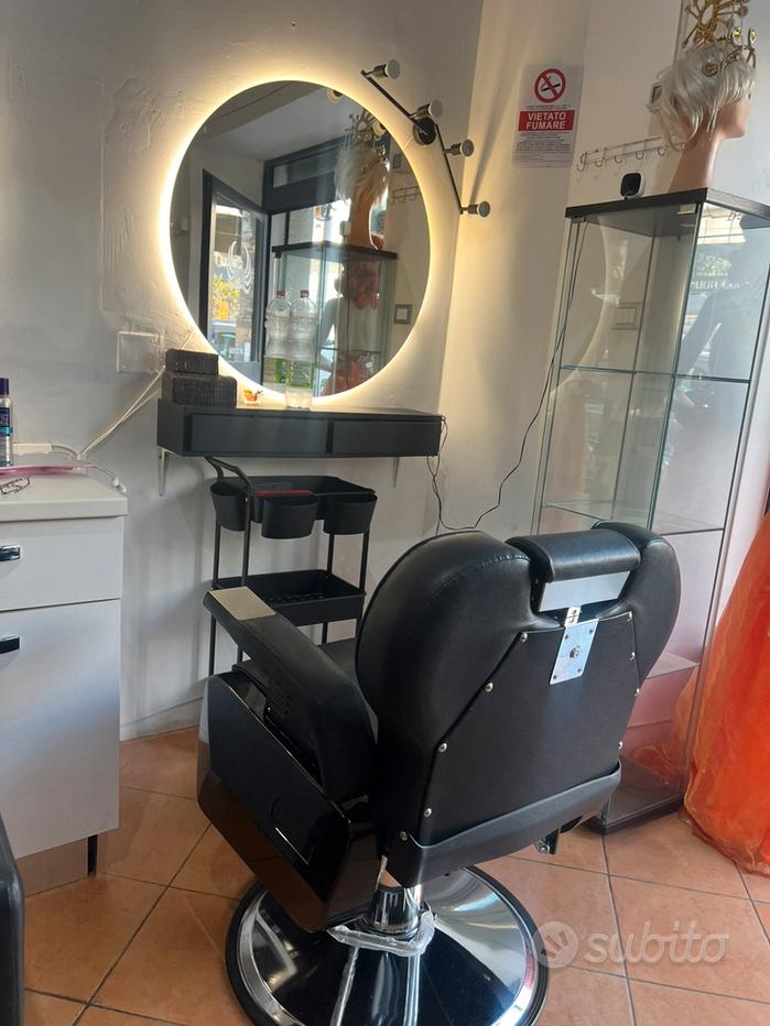 Arredamento Parrucchiere Sedie Per Parrucchieri Usate Deals