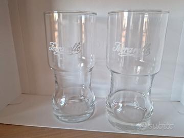 2 bicchieri ferrarelle