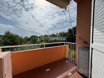 Bilocale ristrutturato con terrazzo