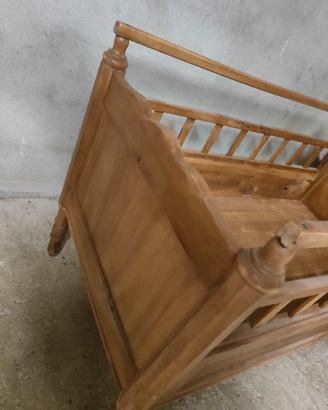 letto bambini antico 