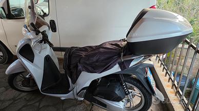 Honda SH 150 bianco anno 2017