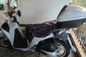 Honda SH 150 bianco anno 2017