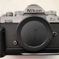 Nikon Z FC, Zoom 16-50 e adattatore FTZ II