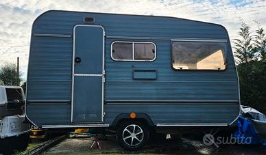 Roulotte 3 posti Elnagh 1983