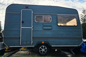 Roulotte 3 posti Elnagh 1983
