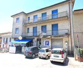 3 LOCALI A PALIANO