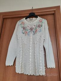 Maglia donna cotone ricamata a mano