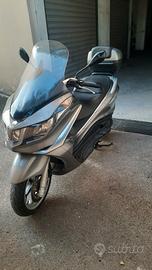 piaggio x10