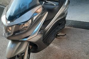 piaggio x10