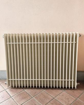 2 radiatore in acciaio