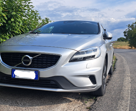 Volvo V40 D2 R-Design