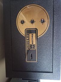 Cassaforte a muro Mottura