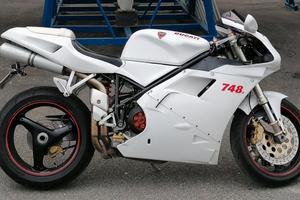 Ducati 748