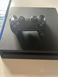 PS4 slim 1 TB + 12 Giochi