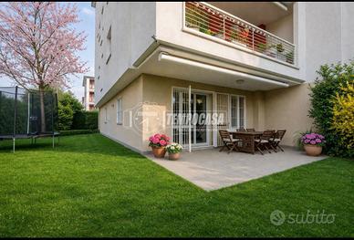 Ampio Trilocale di 130 mq con giardino in classe A