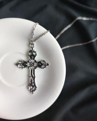 Collana Croce gotico