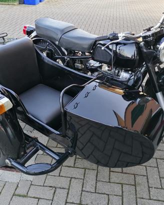 Sidecar KMZ MT 10-36 del 1984