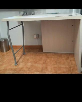 Scrivania Compatta come Nuova