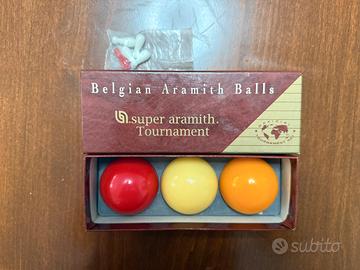Set 3 biglie Belgian Aramith 61,5 mm con 5 birilli