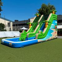 Scivolo gonfiabile acquatico con piscina