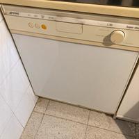Lavastoviglie SMEG