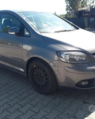 Ricambi Volkswagen Golf 5 Plus 1.600 Benzina 2006
