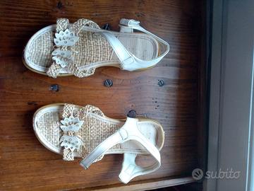 Sandali da ragazza