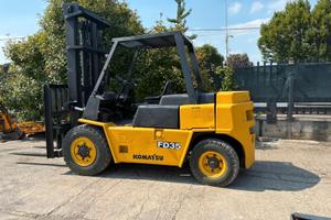 S127 - Muletto 35 q gomme alte Komatsu