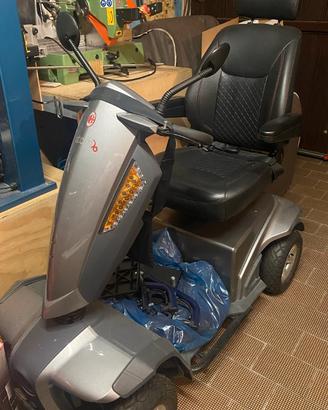 Scooter Elettrico da esterno (Anziani/Disabili)
