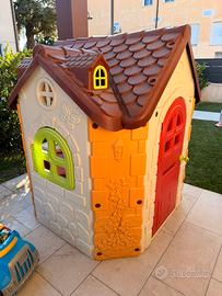 Feber Fancy House. Casetta da giardino per bambini