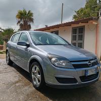 Opel Astra H  1.7 tdci