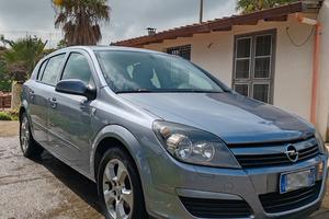 Opel Astra H  1.7 tdci