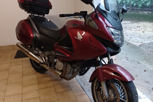 Honda deauville 700 prezzo trattabile