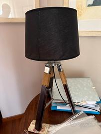 Lampada in legno